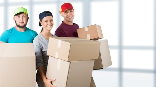 Local removal truck hire for residential and commercial customers